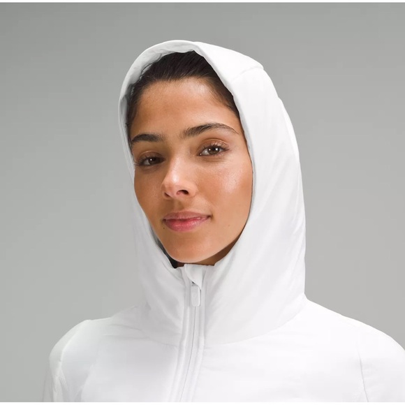 BRAND NEW Lululemon Push Your Pace Jacket - Picture 4 of 11